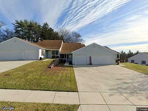 Village, SPRING GROVE, PA 17362