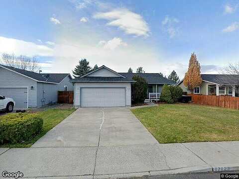 Hawkview, BEND, OR 97701