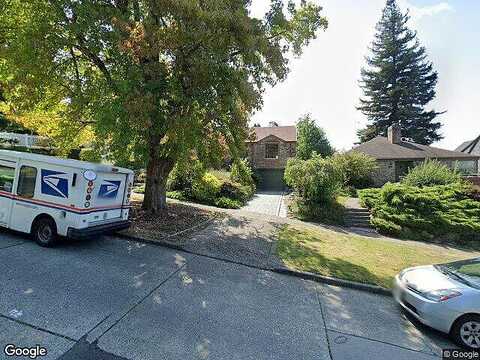 41St, SEATTLE, WA 98105