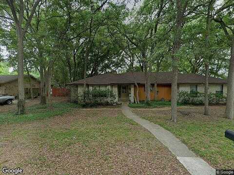 Burr Oak, SEGUIN, TX 78155