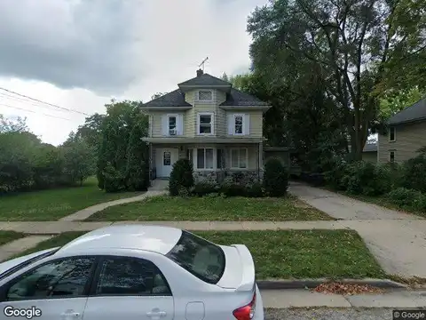 Pleasant, MUKWONAGO, WI 53149