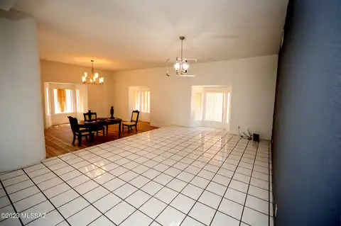 Apache, NOGALES, AZ 85621
