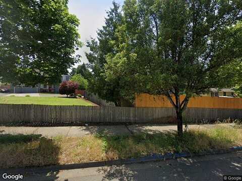 Tracey Lee, OREGON CITY, OR 97045