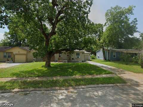 Huisache, LAKE JACKSON, TX 77566