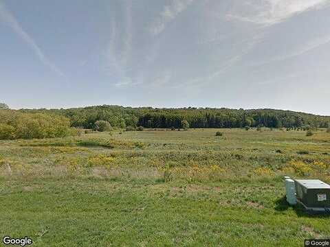 Lara, DELAFIELD, WI 53018