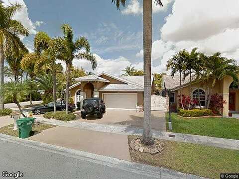 150Th, MIAMI LAKES, FL 33018