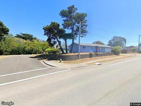 10Th, BANDON, OR 97411