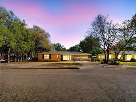 27Th, LUBBOCK, TX 79410