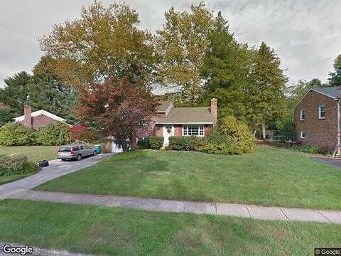 Landsende, DEVON, PA 19333