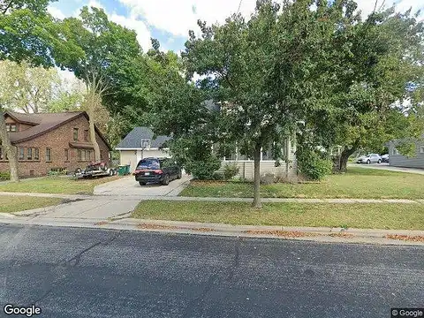 Elm, FORT ATKINSON, WI 53538