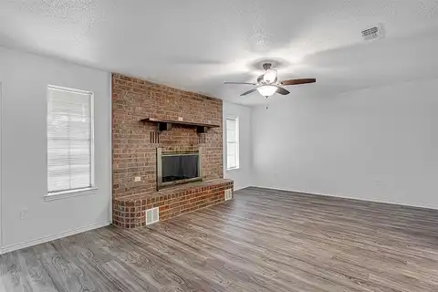 Songbird, KEENE, TX 76059