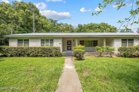 Cedar, PALATKA, FL 32177