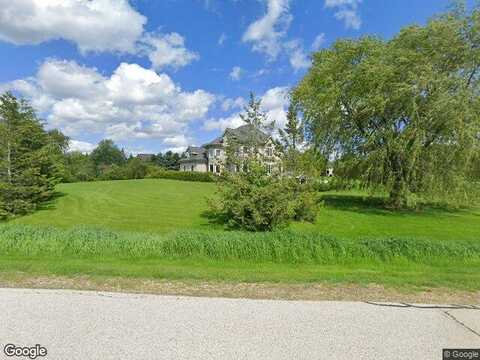 Fox Hollow, CEDARBURG, WI 53012