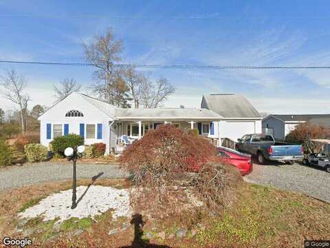 Pine Point, HEATHSVILLE, VA 22473
