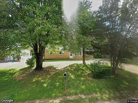 Spruce, BASSETT, VA 24055