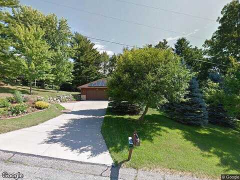 Tuggle, WAUNAKEE, WI 53597