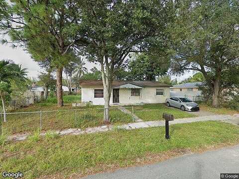 211Th, MIAMI GARDENS, FL 33055