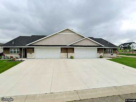 Meadowview, OWATONNA, MN 55060