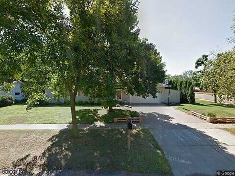 Daniels, ALTOONA, WI 54720