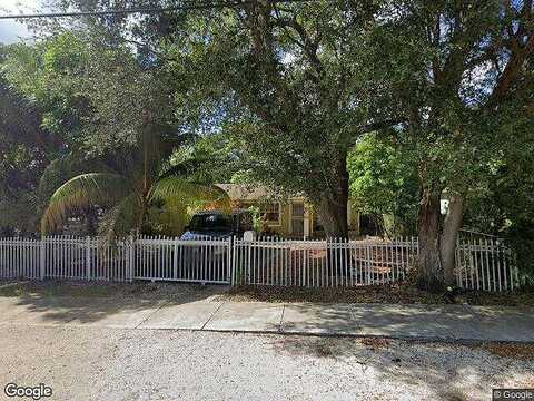 5Th, NORTH MIAMI, FL 33161