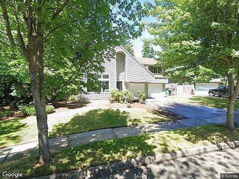 117Th, KIRKLAND, WA 98033