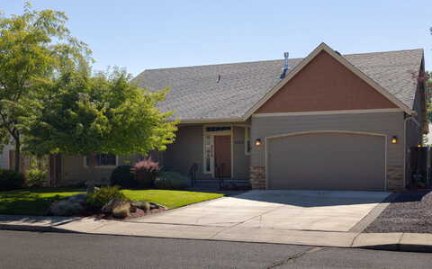 Teakwood, REDMOND, OR 97756
