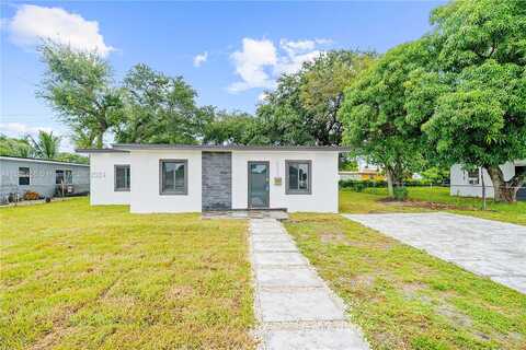 26Th, OPA LOCKA, FL 33054