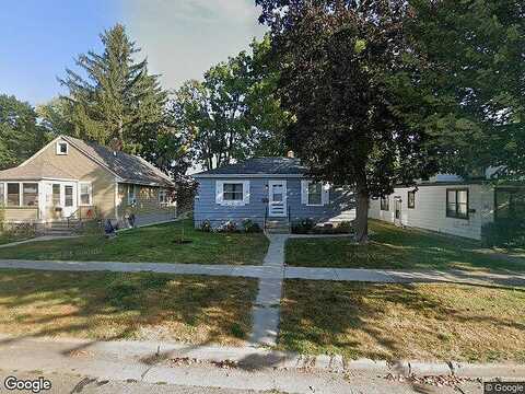 Pleasant, LAKE GENEVA, WI 53147