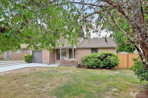 39Th, SEATTLE, WA 98125