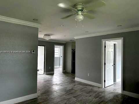 158Th, HOMESTEAD, FL 33033