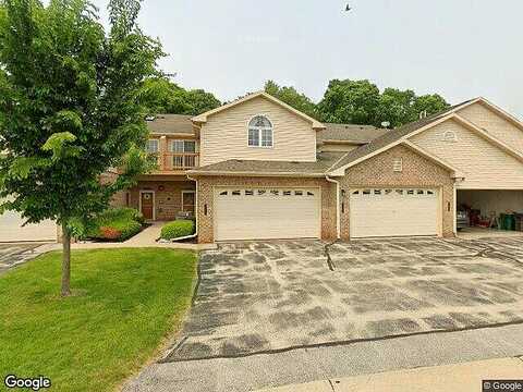 Jacobs Ridge, NEW BERLIN, WI 53146