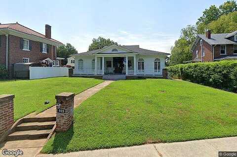 High, FARMVILLE, VA 23901