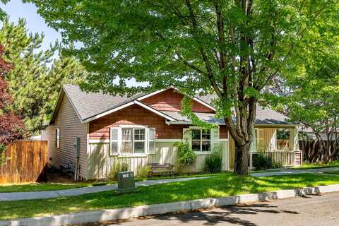 Larkspur, BEND, OR 97702