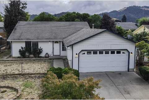 Wildwood, MYRTLE CREEK, OR 97457