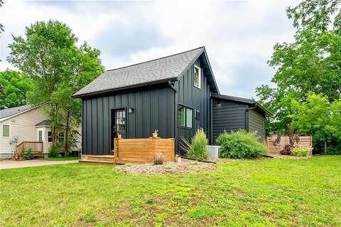 Hancock, WHITEHALL, WI 54773