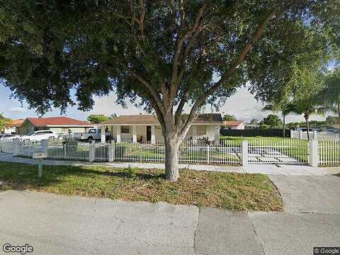 307Th, HOMESTEAD, FL 33033
