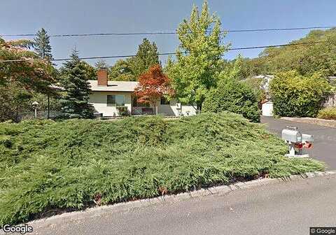 Clover, ROSEBURG, OR 97470