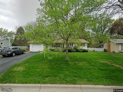 Jade, SAINT PAUL, MN 55122