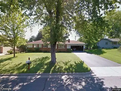 Birchwood, BURNSVILLE, MN 55337