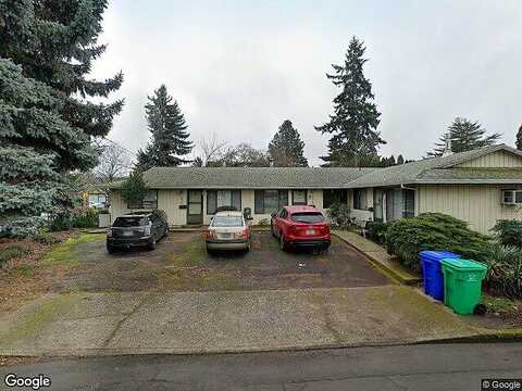 Se Insley St, Portland, OR 97266