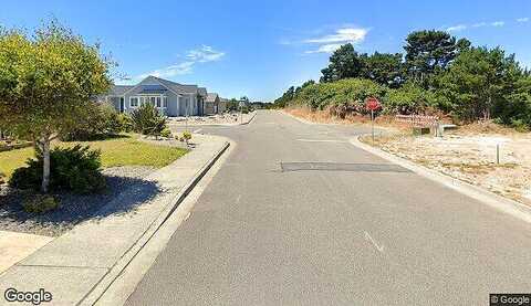 Carter St Sw, Bandon, OR 97411