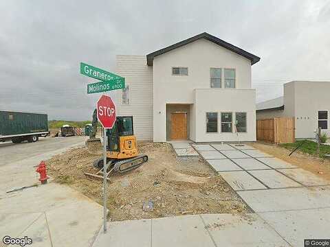 Molinos Dr, Laredo, TX 78046