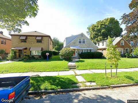 N Dousman St, Milwaukee, WI 53212