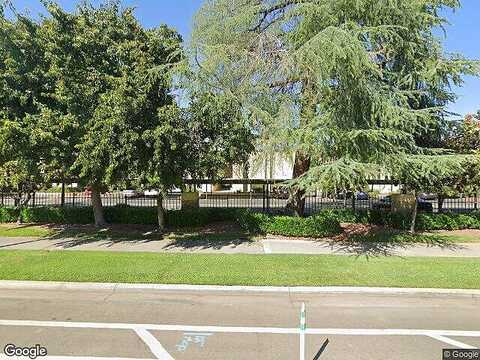 Huntington Blvd, Fresno, CA 93721