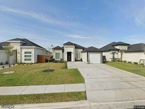 W Dawes Ave, Alton, TX 78573