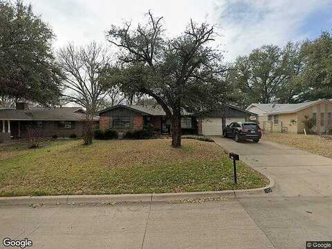 Cozby, BENBROOK, TX 76126