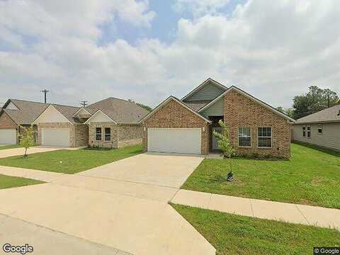 Hessed St, Greenville, TX 75402