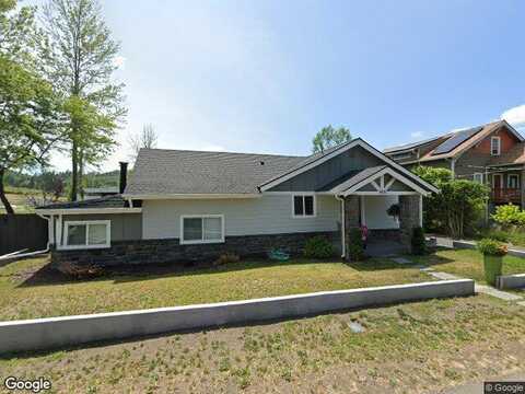 Grove, CENTRALIA, WA 98531