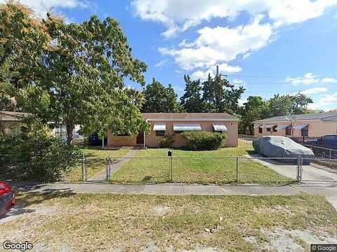 15Th, NORTH MIAMI BEACH, FL 33162