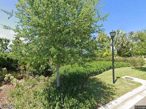 Avila Lakes, WIMAUMA, FL 33598